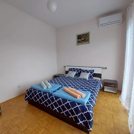 Apartment Robi Bribir (Primorje-Gorski Kotar)